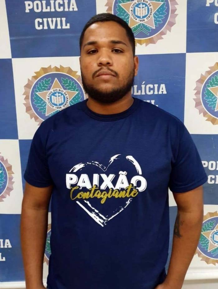 Alexandre Ageu Barbosa Júnior foi preso em flagrante