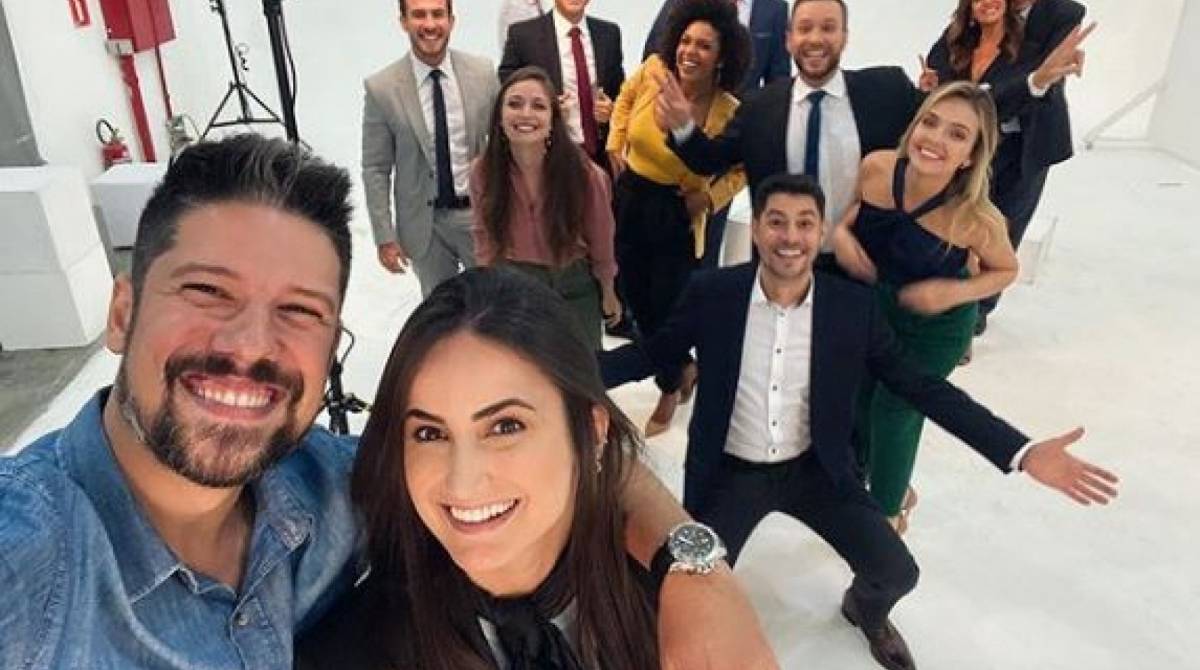 Jornalistas postaram fotos no Instagram com a nova equipe da CNN Brasil - Reprodução/Instagram