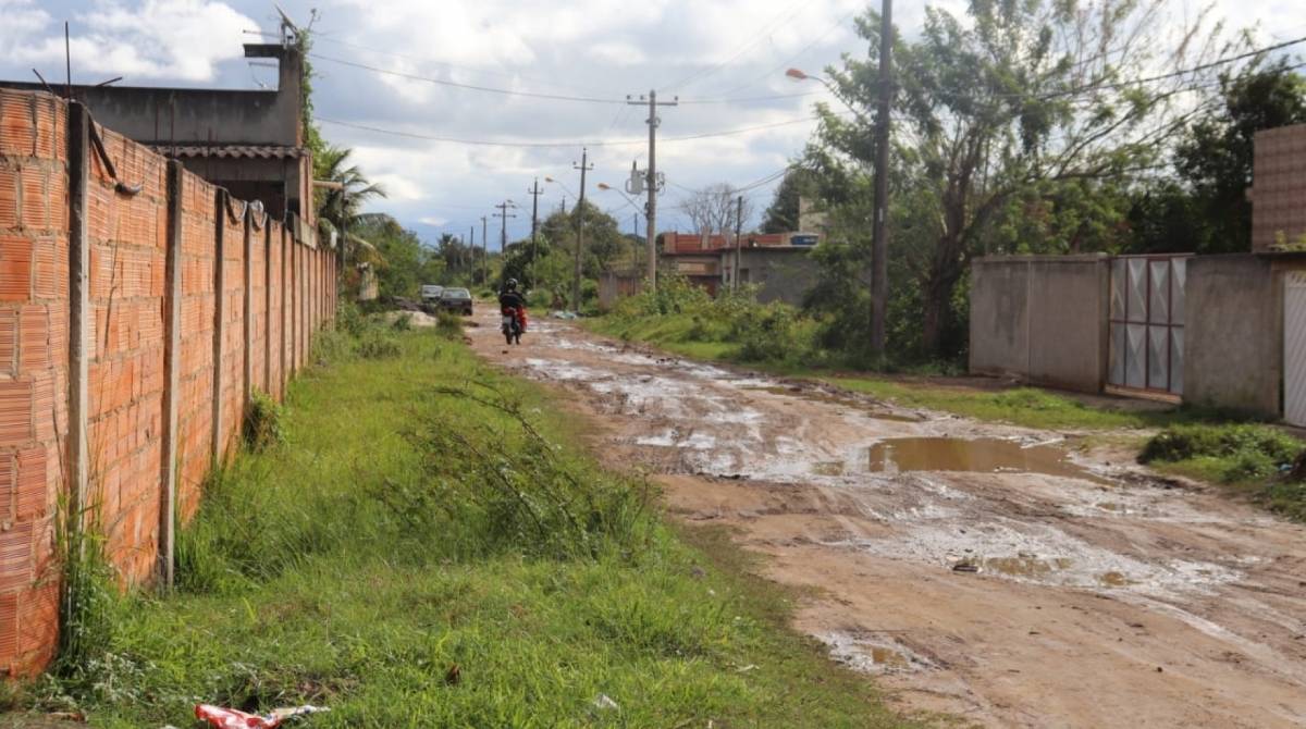 Ruas do bairro KM 32, em Nova Iguaçu