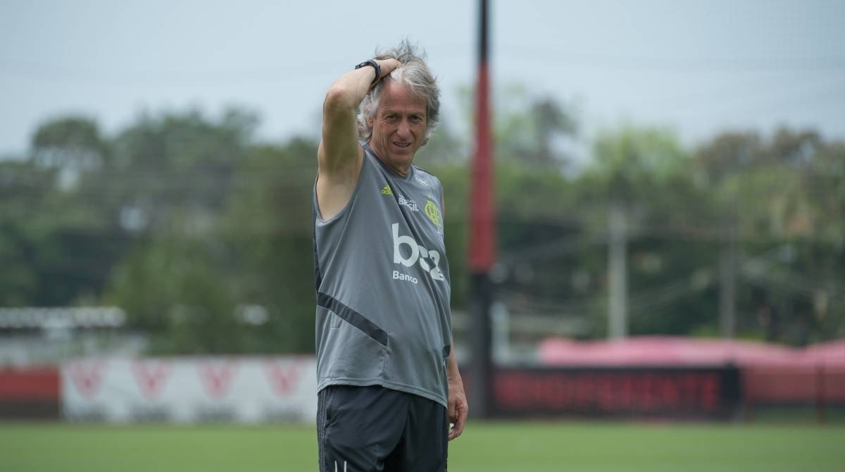 O técnico Jorge Jesus no treino do Flamengo
