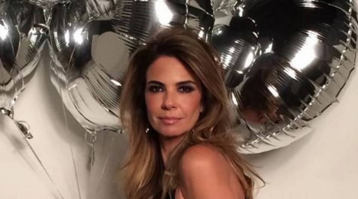 Luciana Gimenez sensualiza no Instagram - Reprodução/Instagram