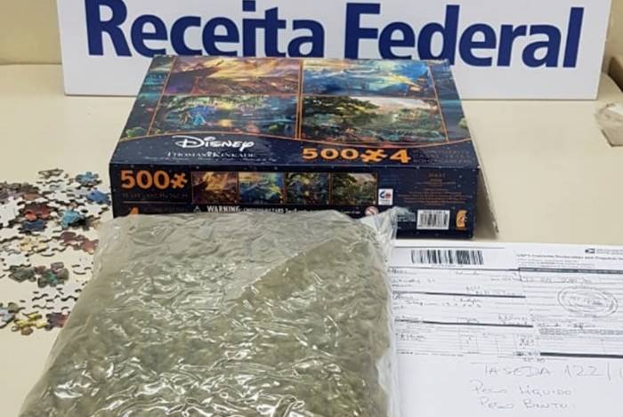 Receita Federal apreende haxixe, skunk, ecstasy, MDMA e maconha líquida no Aeroporto do Galeão
