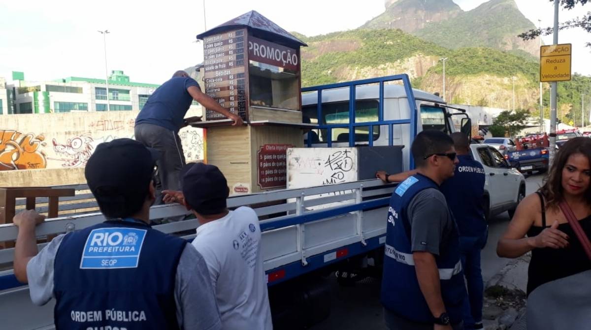 Frente Especial de Ordenamento vai intensificar a fiscalização áreas de grande movimentação comercial durante os fins de semana - Divulgação