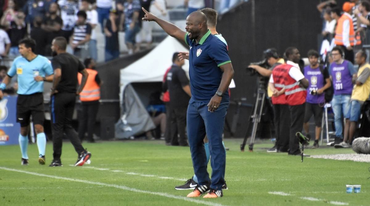 Marcão deixou seu futuro em aberto, mas deve voltar a ser auxiliar