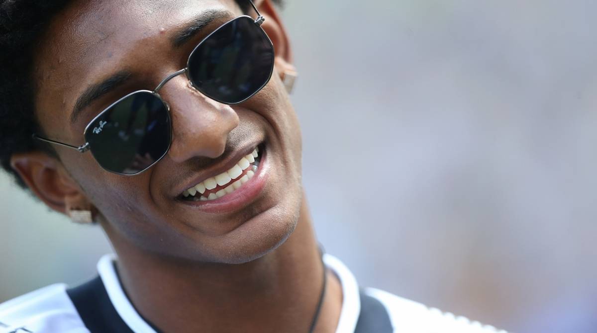 08/12/2019 - Na foto o Talles Magno Bacelar Martins (nascido em 26 de junho de 2002), conhecido como Talles Magno ou simplesmente Talles , &eacute; um jogador de futebol brasileiro que atualmente atua como atacante do Vasco da Gama . Foto: Daniel Castelo Branco / Agencia O Dia