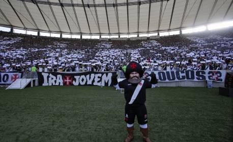Justiça aceita recurso, e Vasco jogará no Maracanã contra o Atlético-MG