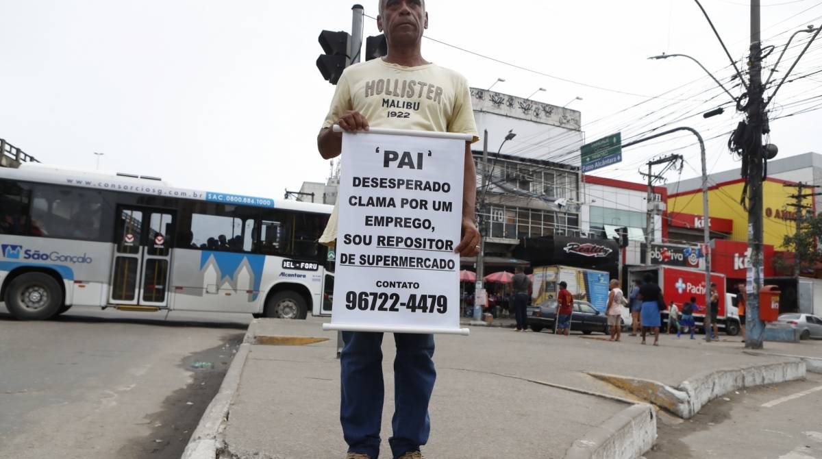 Basílio pediu emprego na rua - Gilvan de Souza