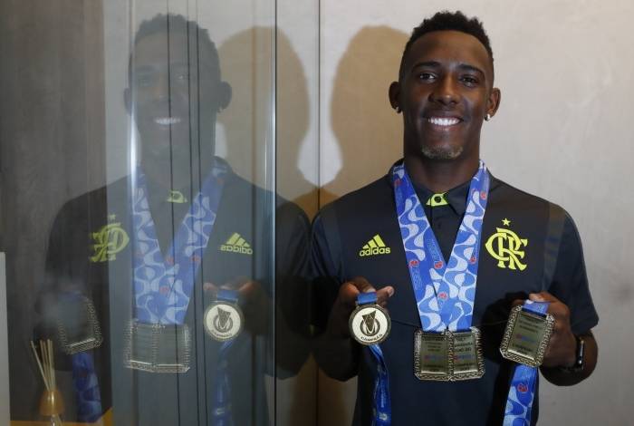 Flamengo recusa ofertas milionárias por Yuri César prioriza atacante em 2021