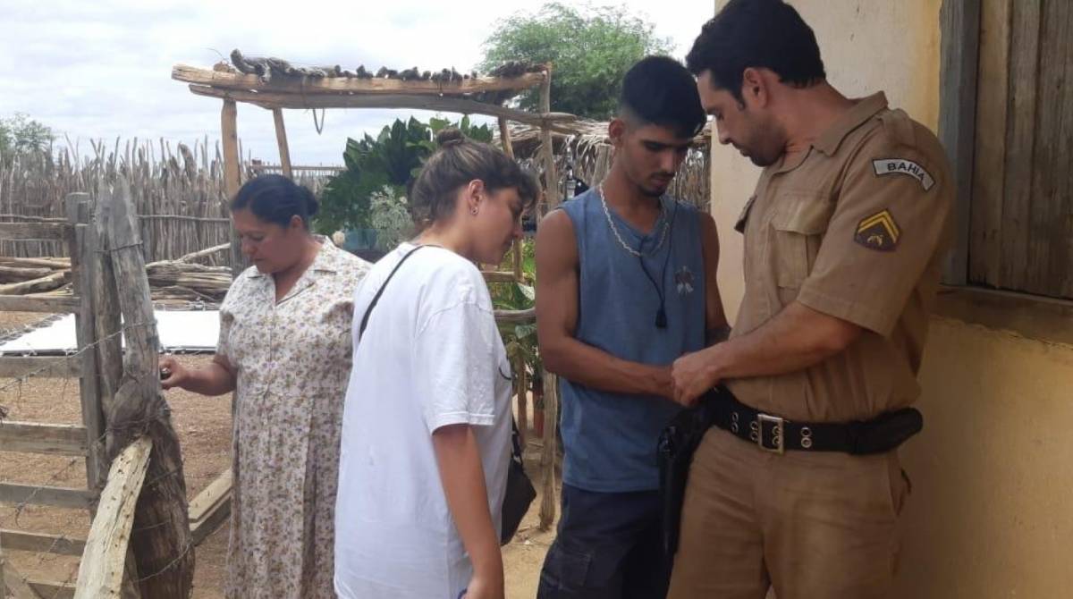 Ator Jaedson Bahia aproveita fim de gravaÃÂ§ÃÂµes do filme Agreste para visitar a famÃÂ­lia no Nordeste