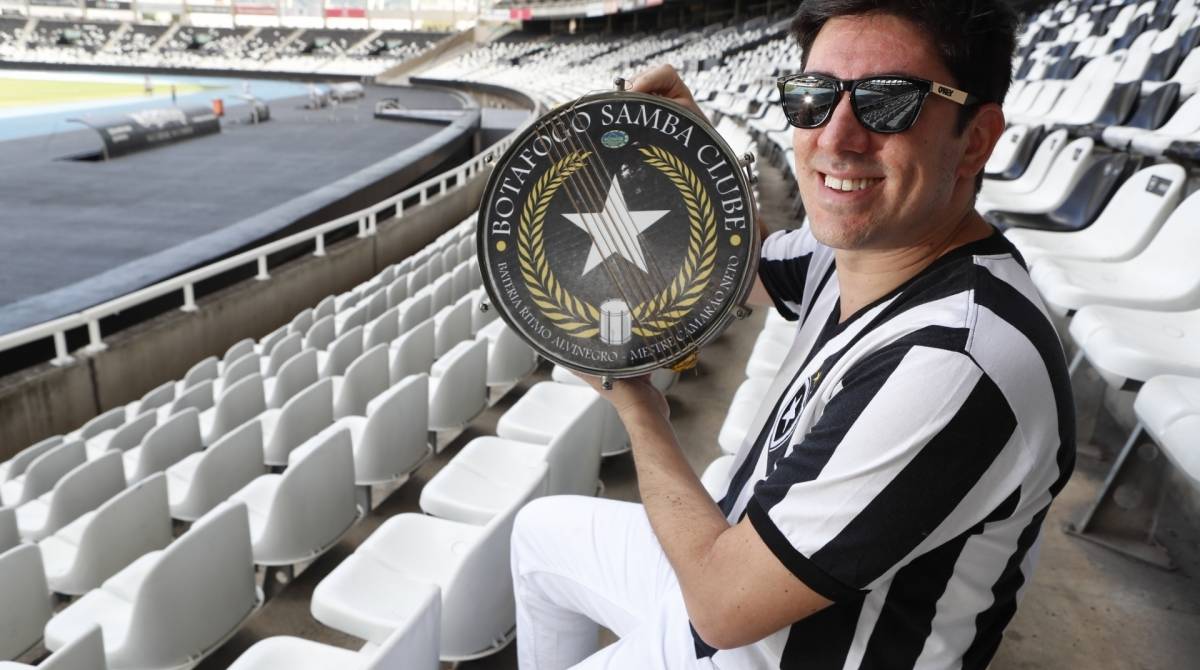 Rio, 13/12/2019, ESPECIAL, entrevista com Marcelo Adnet que compos o enredo para o Botafogo Samba Clube, foto de Gilvan de Souza / Agencia O Dia