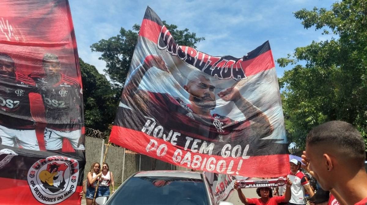 Torcedores do Flamengo fazem festa