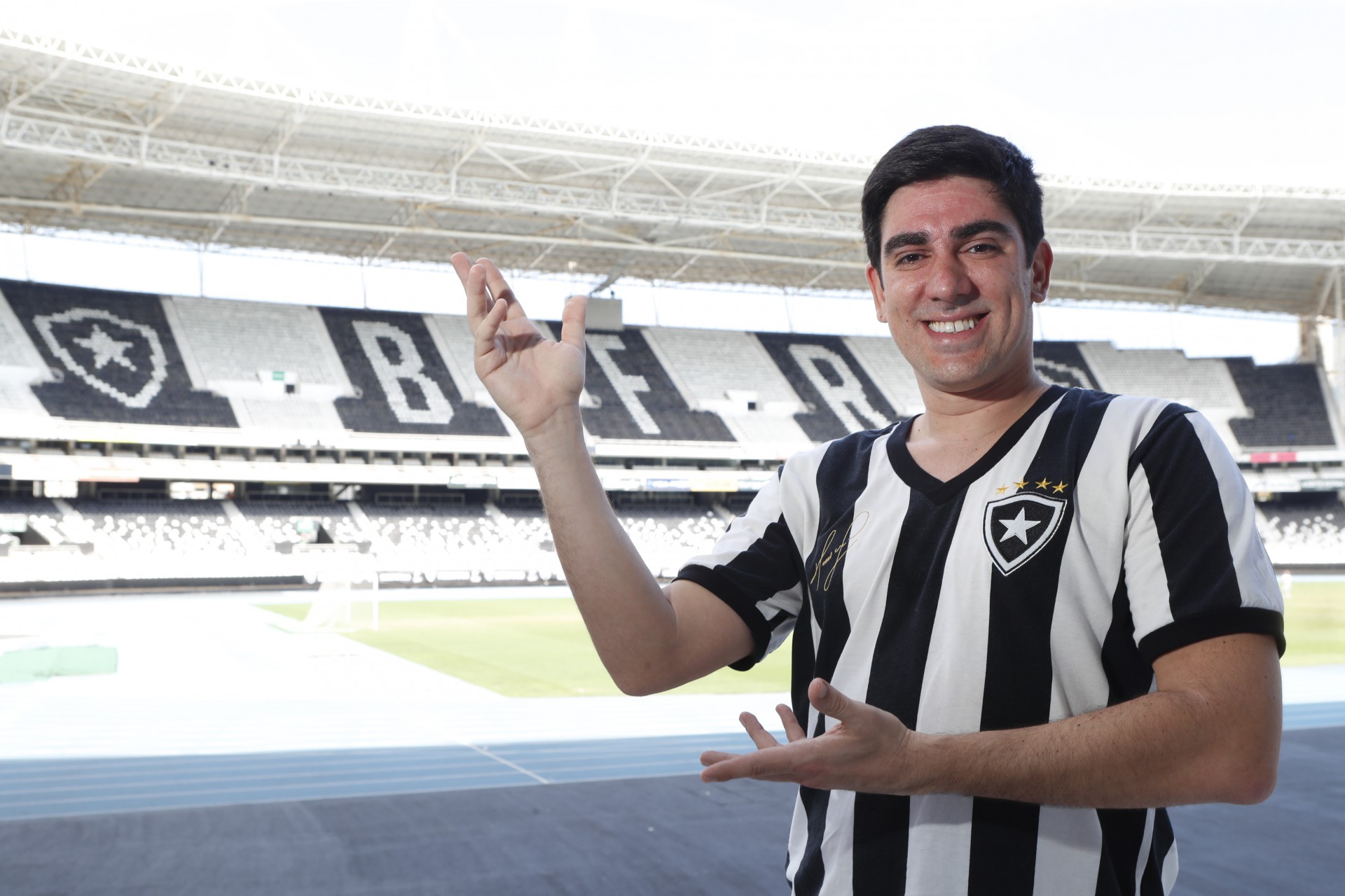 Rio, 13/12/2019, ESPECIAL, entrevista com Marcelo Adnet que compos o enredo para o Botafogo Samba Clube, foto de Gilvan de Souza / Agencia O Dia - Gilvan de Souza / Agencia O Dia