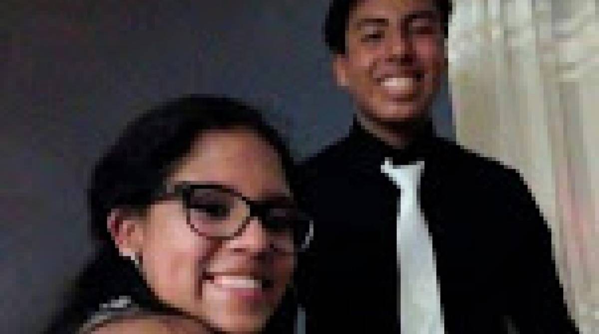 As vítimas começaram a namorar no colégio, onde se conheceram