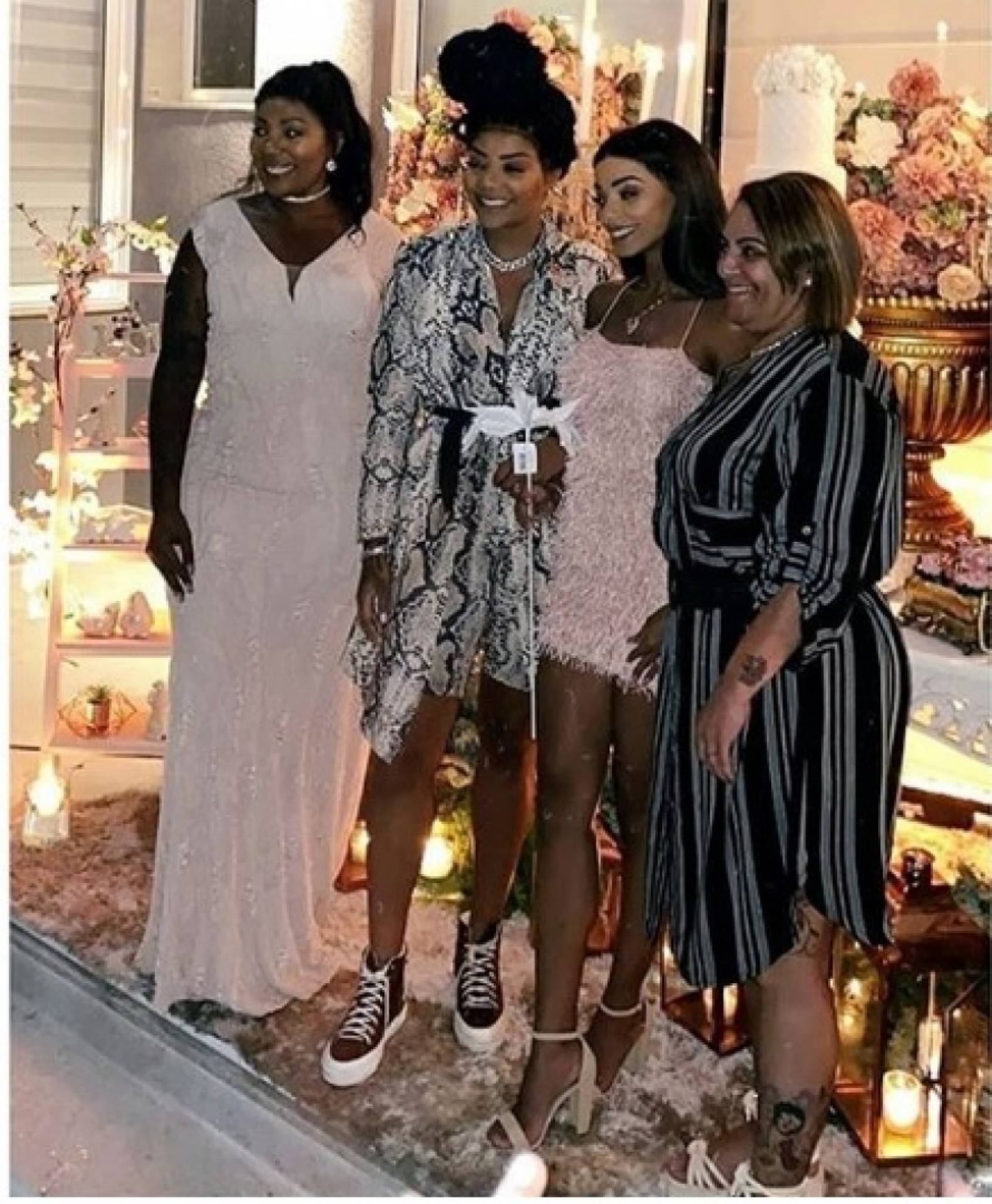 Ludmilla e a família