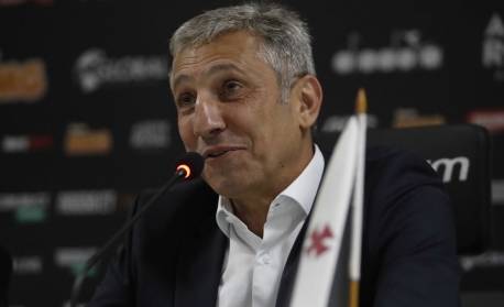 Justiça diz que Campello deve pagar R$ 125 mil a ex-fisioterapeuta do Vasco em 15 dias