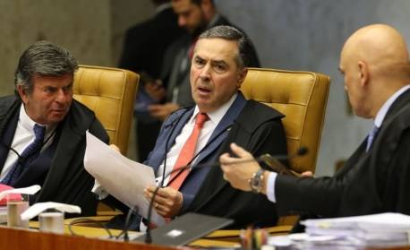 Espero que a gente consiga avançar na reforma tributária, diz Barroso em evento