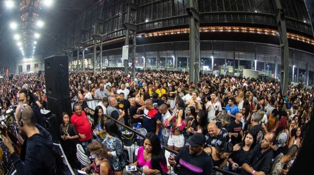 Tiee no Samba da Feira