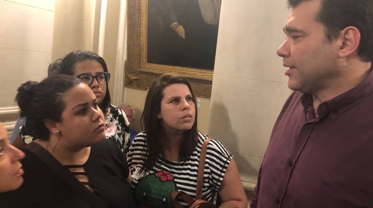 Comissão de agentes de Educação Infantil foram à Câmara buscar informações sobre verbas rescisórias