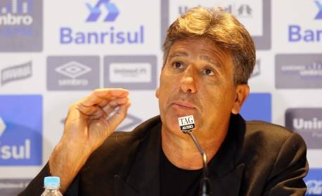 Renato Gaúcho rebate desabafo de Lisca sobre pandemia: 'Futebol é o local mais seguro'