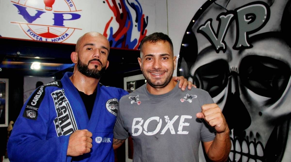O lutador de jiu-jitsu Pedro Oliveira esteve no Centro de Treinamento VP, em Nova Iguaçu 