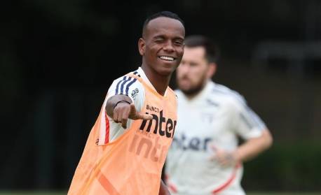 Helinho no Flamengo? Entenda o plano da diretoria para reforçar ataque