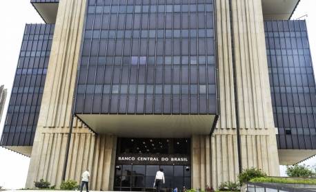 Banco Central registra pico de consultas de CPFs e CNPJs no Sistema Valores a Receber