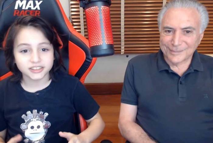 Michelzinho entrevistou o pai em seu canal no Youtube
