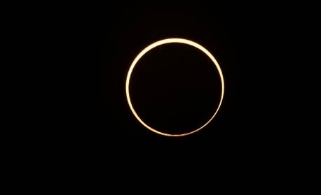 Eclipse solar poderá ser visto parcialmente no Brasil na próxima segunda-feira
