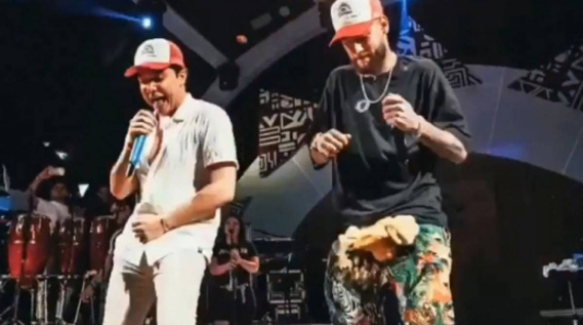 Wesley Safadão e Neymar em show