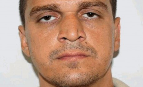 Suspeito de ataque à sede do Porta dos Fundos é extraditado da Rússia para o Brasil