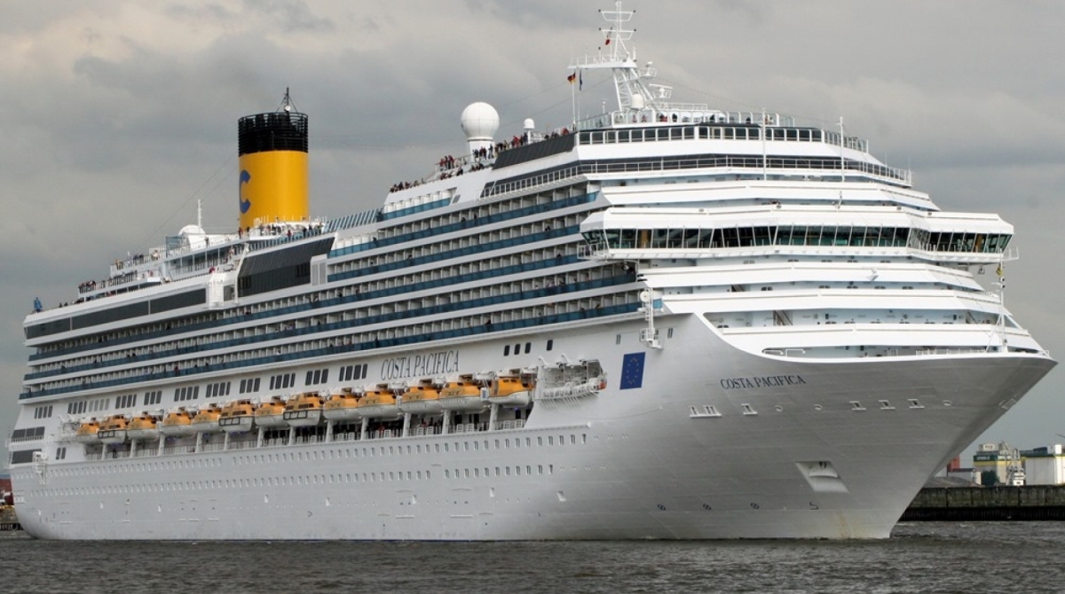 Dois navios pedem ajuda ao Brasil para desembarcar passageiros