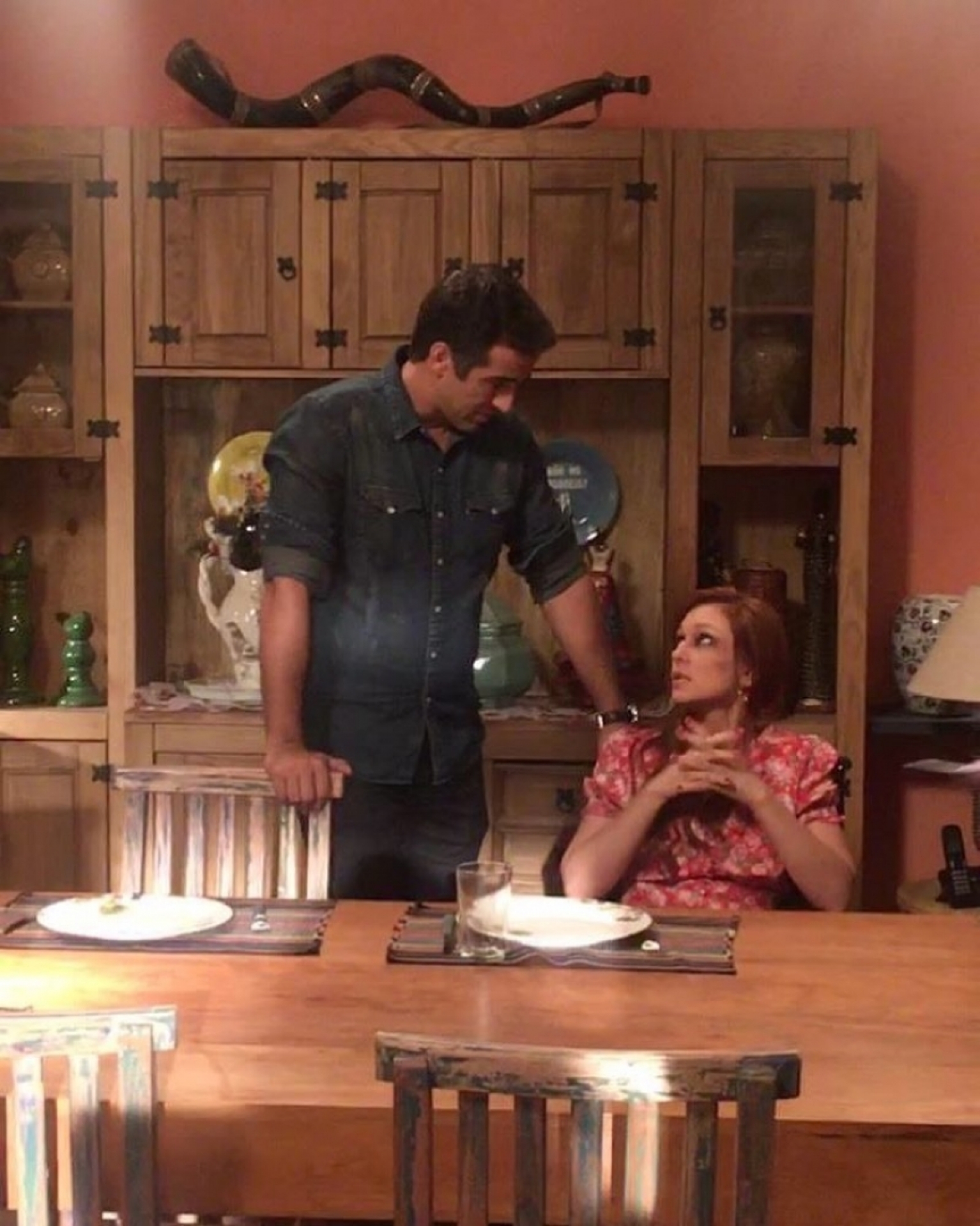 Miguel (Rafael Sardão) e Poderosa (Day Mesquita) em 'Amor Sem Igual', da Record TV