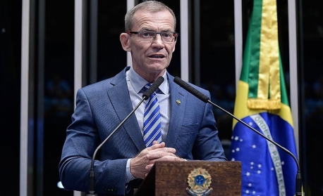 Senado aprova PEC que estabelece fonte de custeio para piso da enfermagem