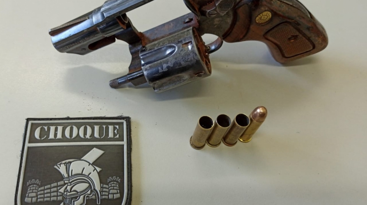 Homem de 20 anos abriu fogo em feira livre - DivulgaÃ§Ã£o