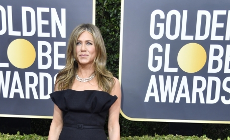 Jennifer Aniston rebate crítica após dizer que corta relações com pessoas antivacina