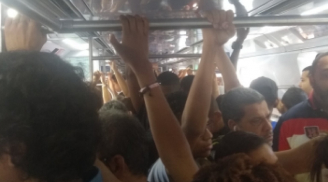 Trens chineses voltam a operar a partir da prÃÂ³xima segunda-feira