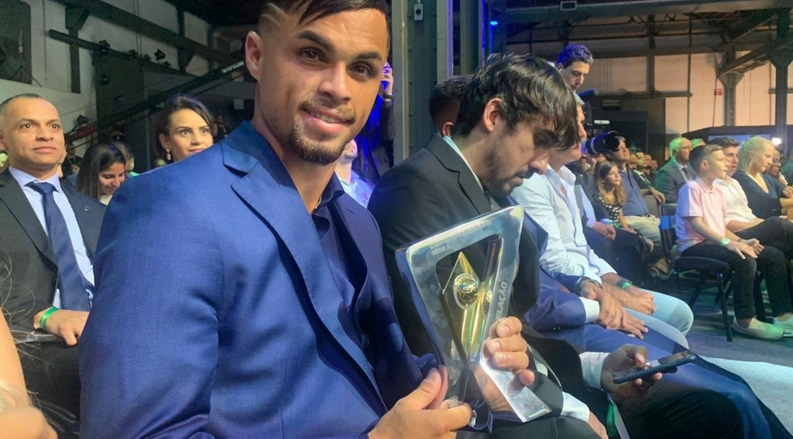 Michael, do Goiás, é eleito a revelação do Campeonato Brasileiro 

