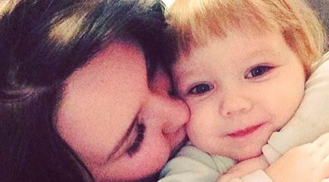 Menina Kristina, de 3 anos, tinha tanta fome que chegou a tentar comer detergente em p&oacute;, disse a Justi&ccedil;a - Reprodução/ Facebook