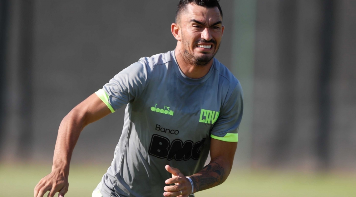 Raul está na mira do Bragantino - Gilvan de Souza