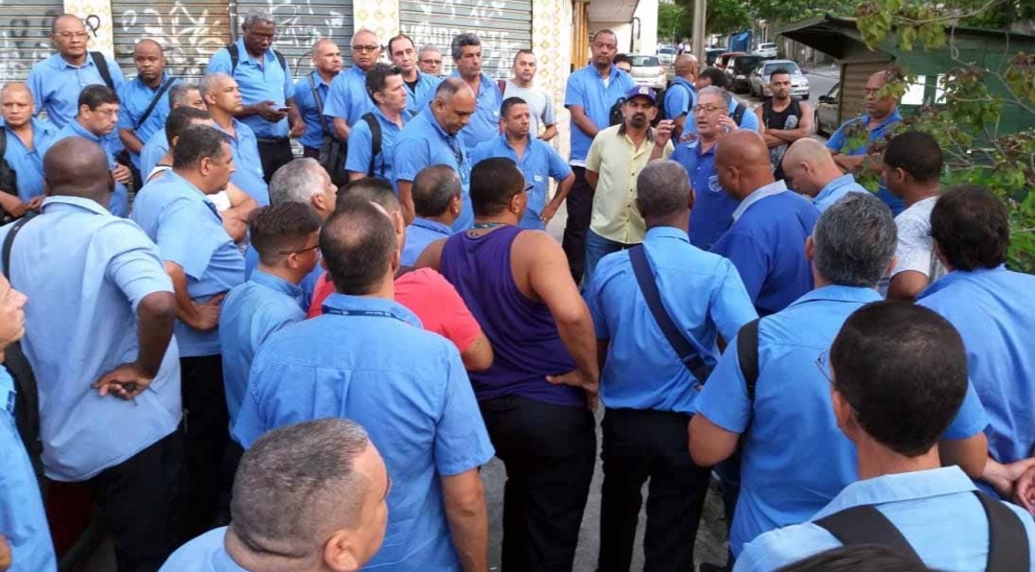 Paralisa&ccedil;&atilde;o come&ccedil;ou nas primeiras horas da manh&atilde; desta quinta-feira - Divulgação / Sintraturb-Rio