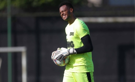 Goleiro tem rescisão com o Vasco confirmada na Justiça e receberá mais de R$ 1 milhão do clube