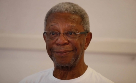 Corpo de Milton Gonçalves é cremado no Caju