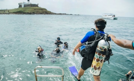 Turismo subaquático: 5 lugares incríveis para mergulhar no Brasil