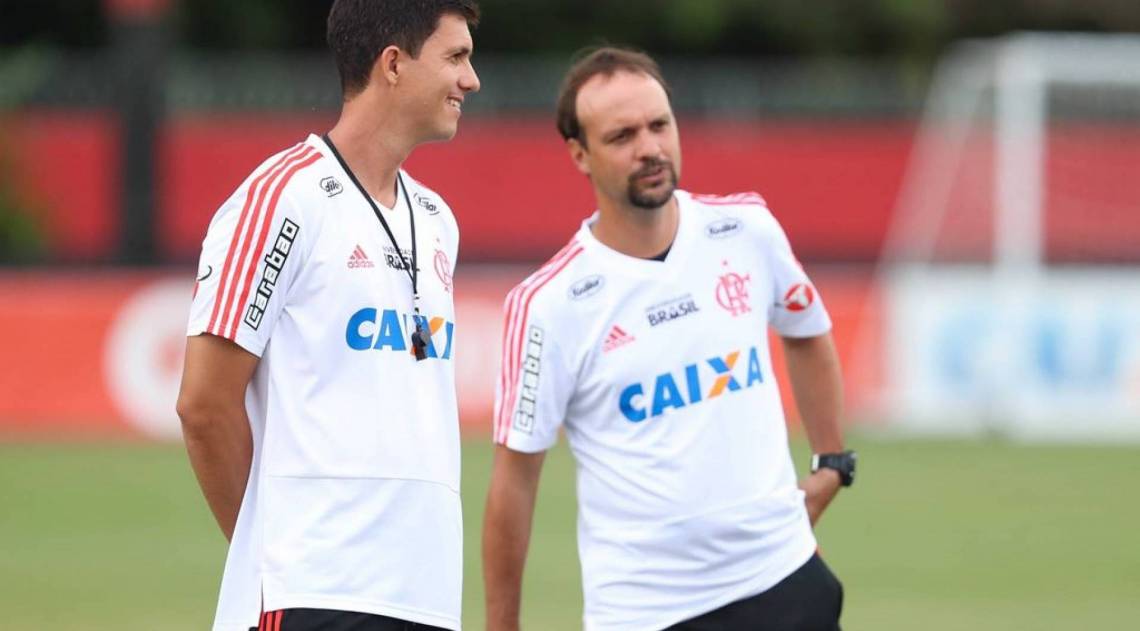 Mauricio ao lado de Barbieri, nos tempos de auxiliar técnico no profissional 