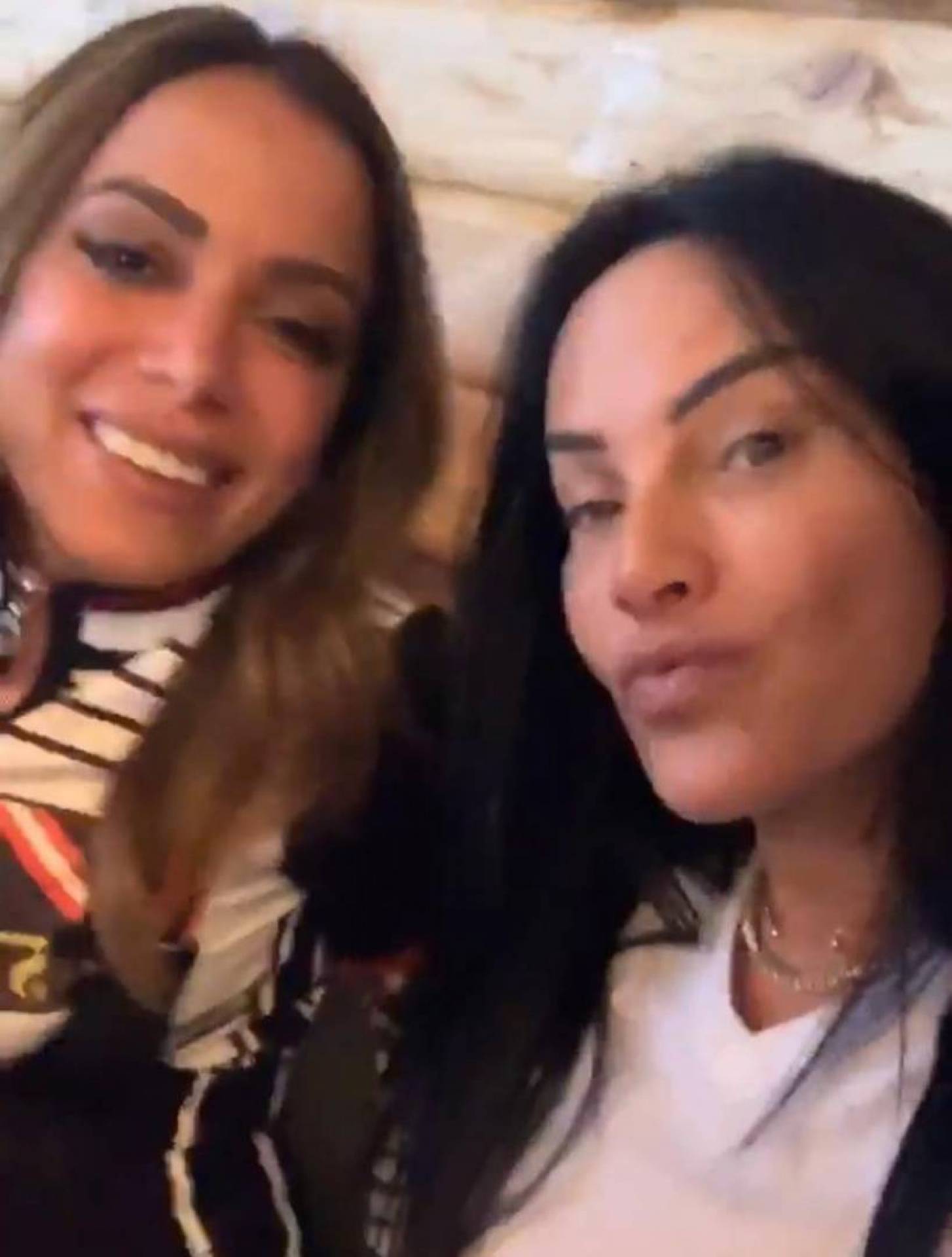 Anitta e a ex-sogra Gigi Carvalho - reprodução instagram 