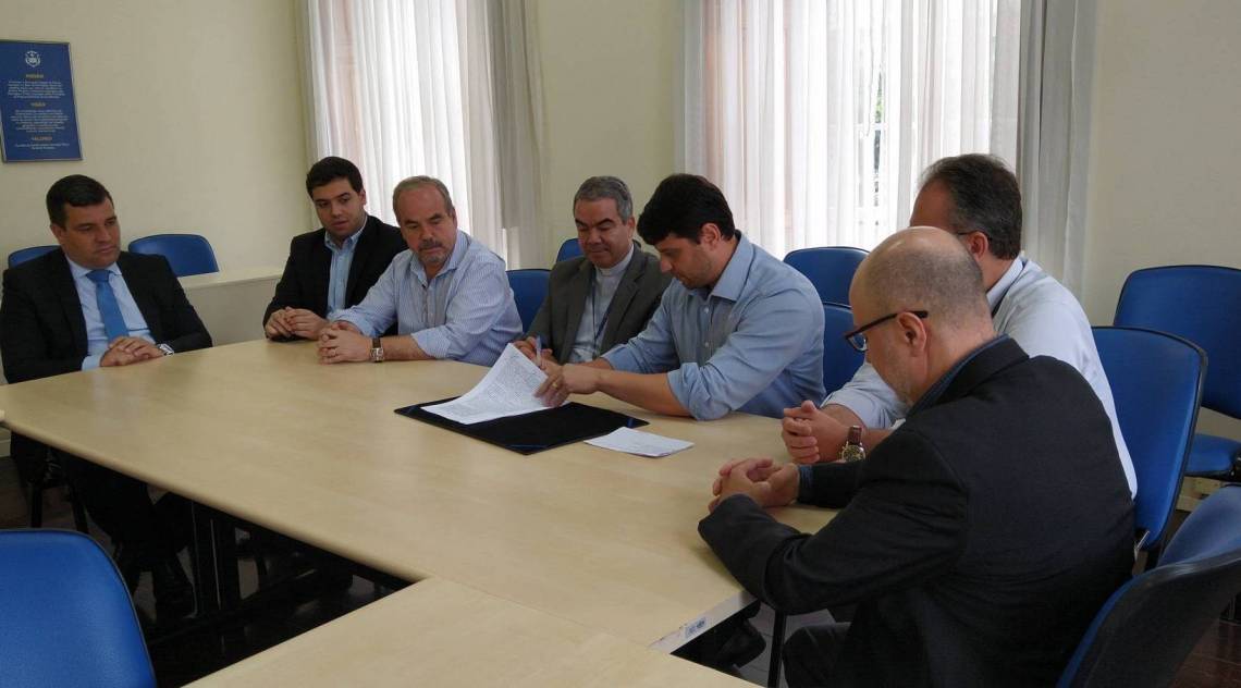 As 200 bolsas de estudo serão exclusivas a alunos da rede pública de ensino do município de Petrópolis - Divulgação/Prefeitura de Petrópolis