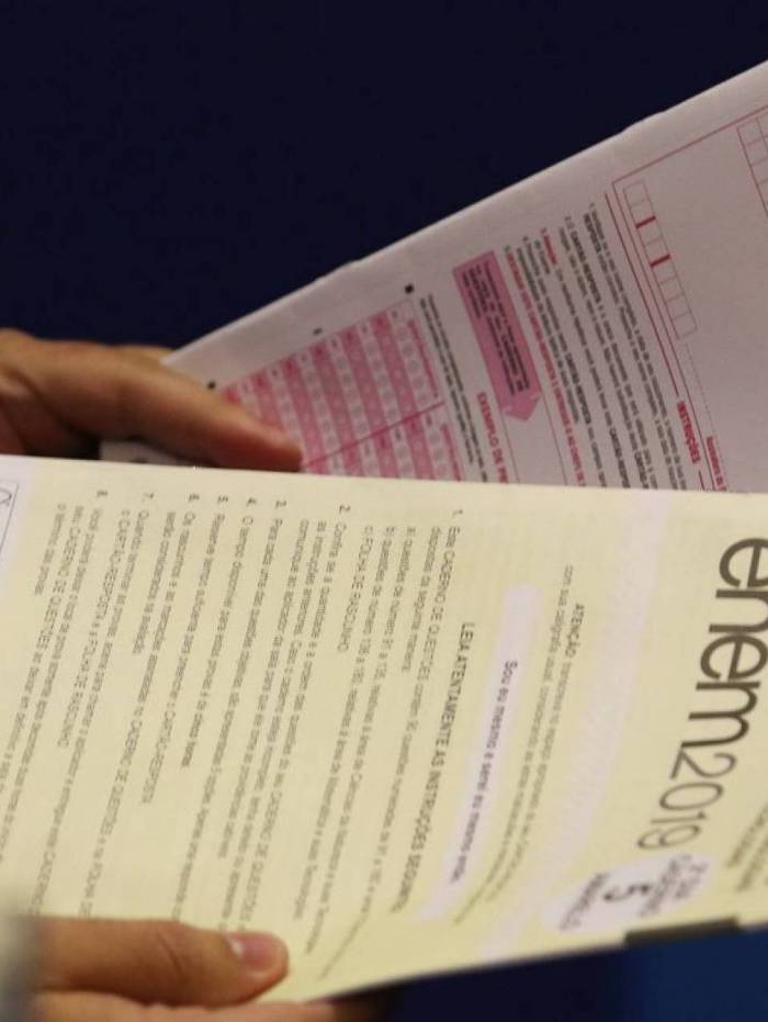 Parceria entre empresas gera 5 mil ofertas de bolsas de estudos em cursos preparat&oacute;rios para o Enem