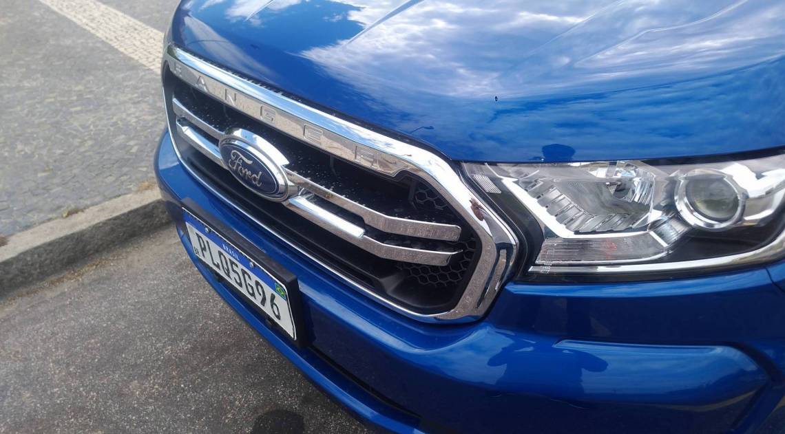 Novidade na linha 2020, a nova grade da Ranger deixa ela mais alinhada com as picapes tradicionais americanas da Ford, como a F-150