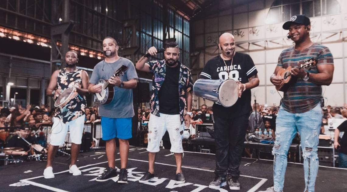 Grupo Clareou no Samba da Feira