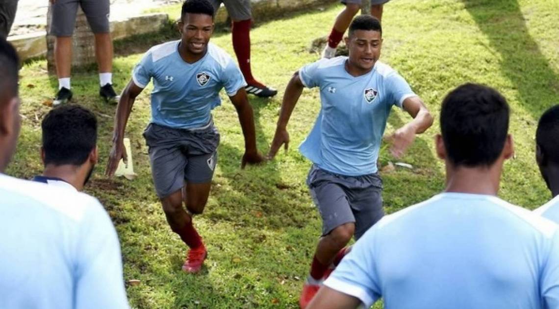 Wallace (à esquerda) - Mailson Santana/Fluminense FC